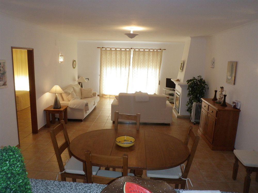 Waterside Village Apartments Luz Extérieur photo