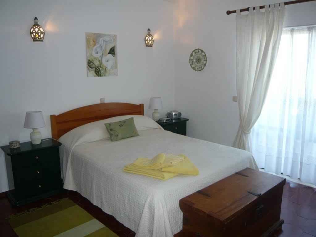 Waterside Village Apartments Luz Extérieur photo
